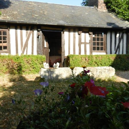 Le Gite Des Trois Vaches Brionne Exterior foto