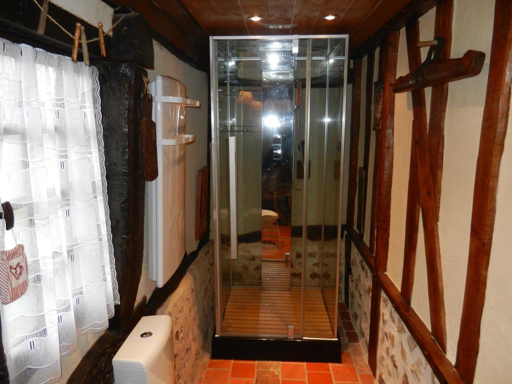 Le Gite Des Trois Vaches Brionne Habitación foto