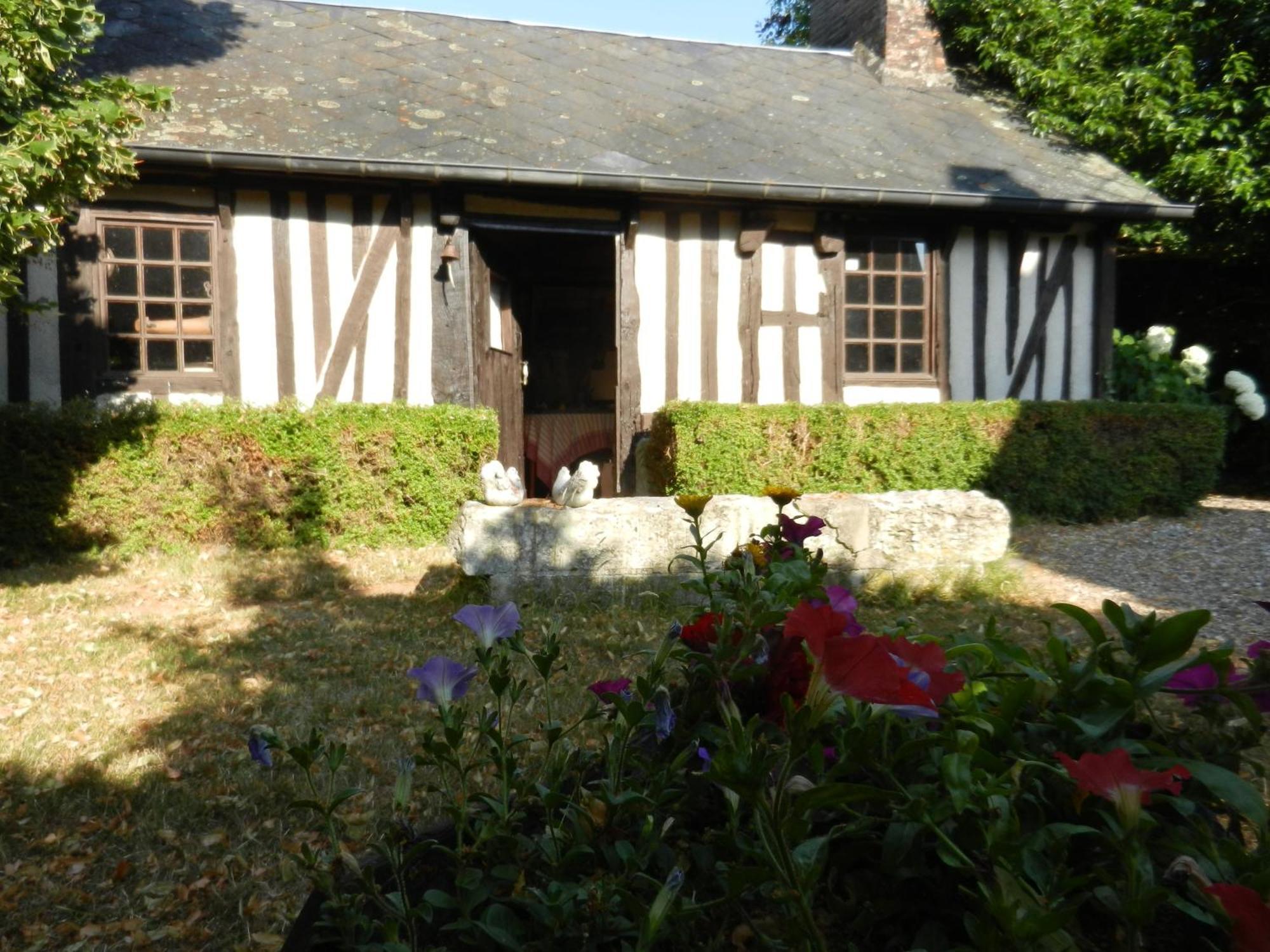 Le Gite Des Trois Vaches Brionne Exterior foto