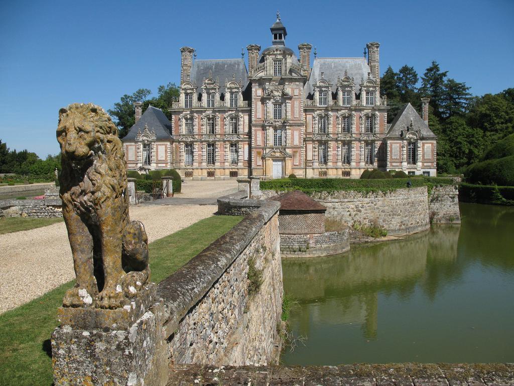 Le Gite Des Trois Vaches Brionne Exterior foto