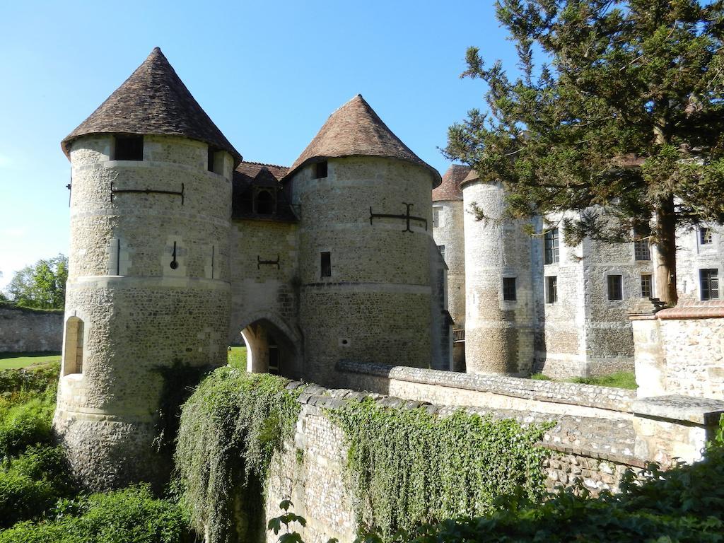 Le Gite Des Trois Vaches Brionne Habitación foto